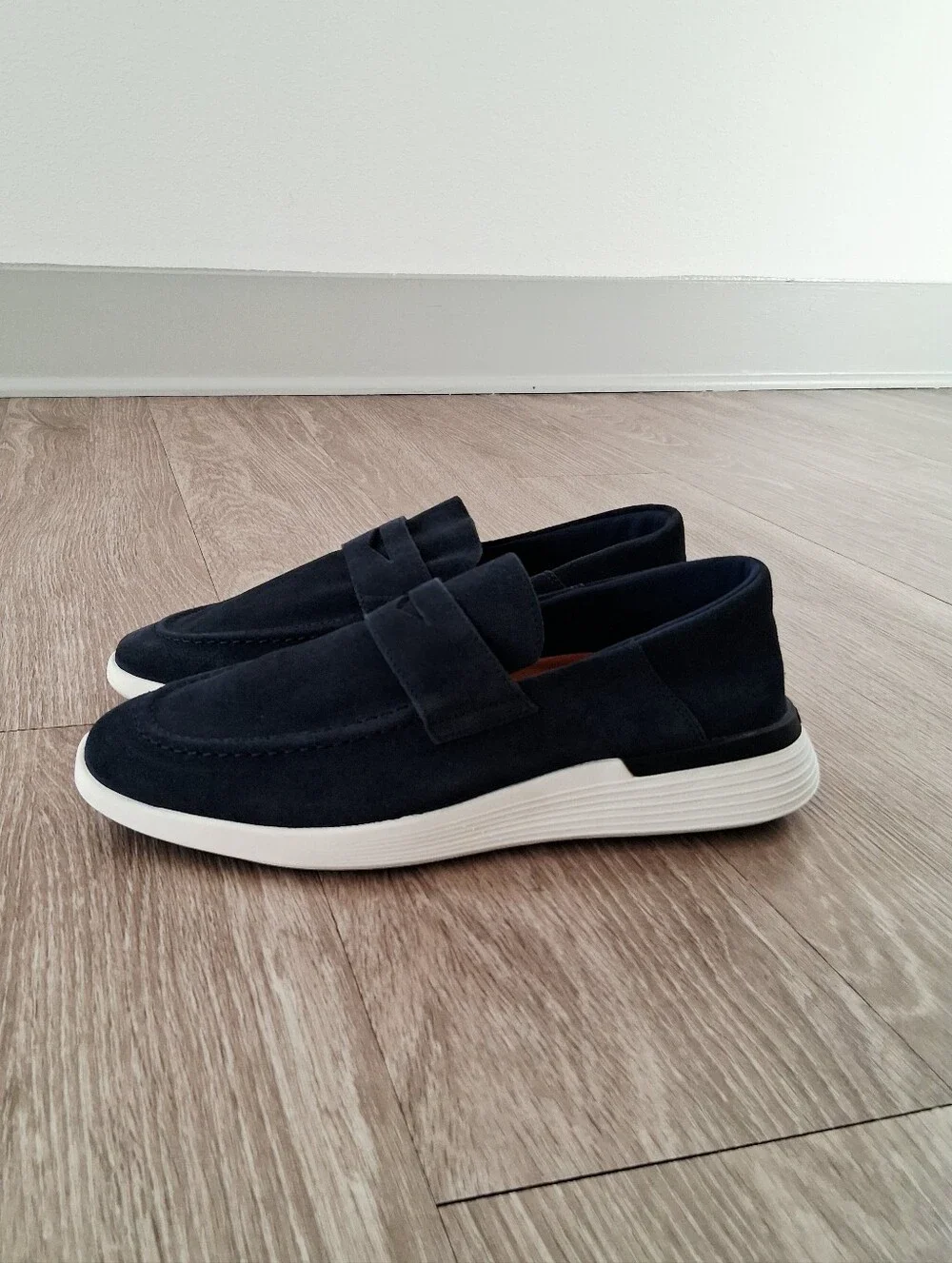 Wolf & Shepherd Crossover Loafer In Navy Suede